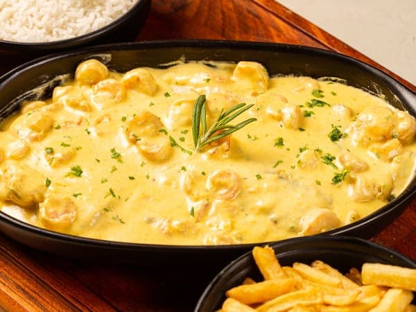 File de peixe ao molho Artesanal de camarão Maravilhoso 400g de peixe (crua)