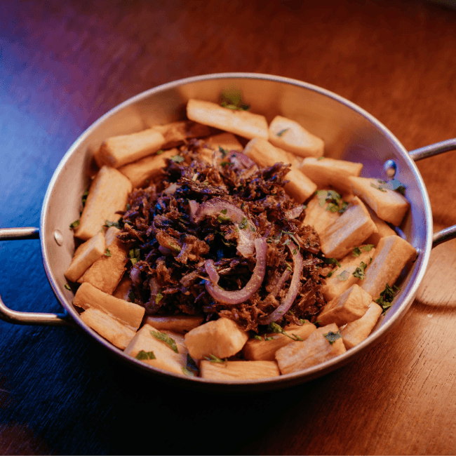 MACAXEIRA COM CARNE DE SOL