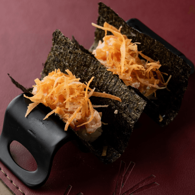 HAND ROLL YUZU SALMON