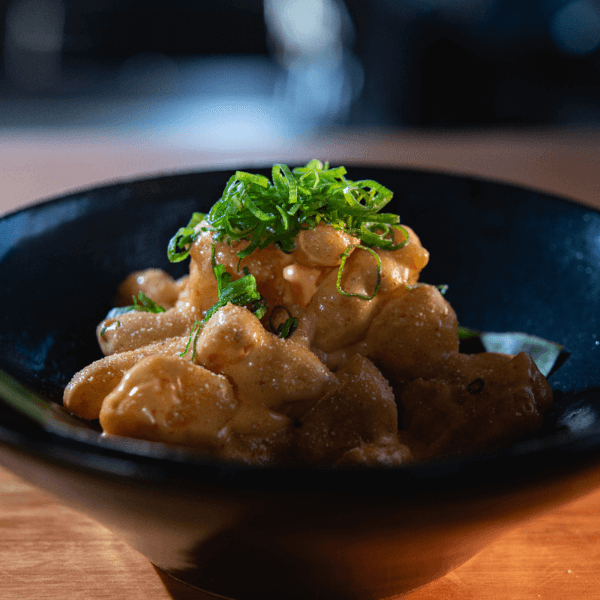 PIPOCA DE CAMARÃO AO MOLHO GOCHUJANG