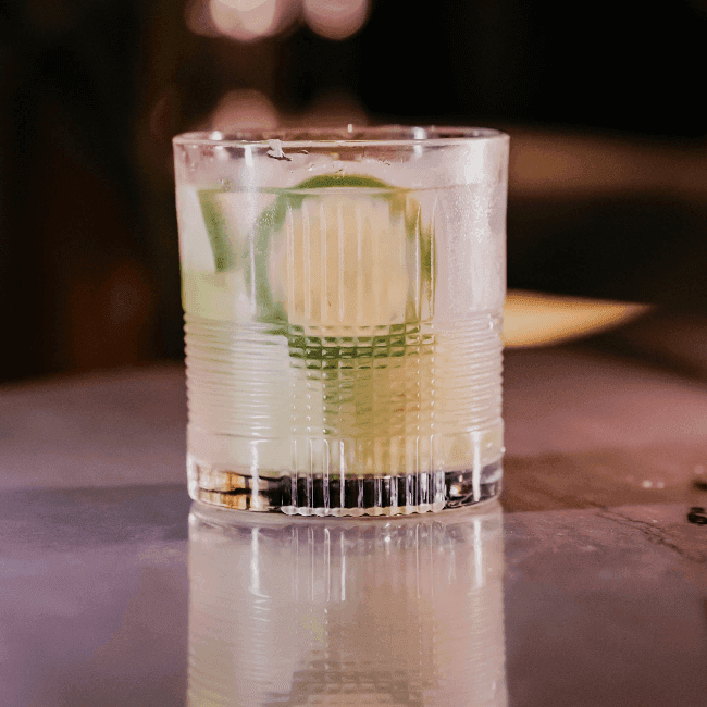 CAIPIRINHA DE LIMÃO